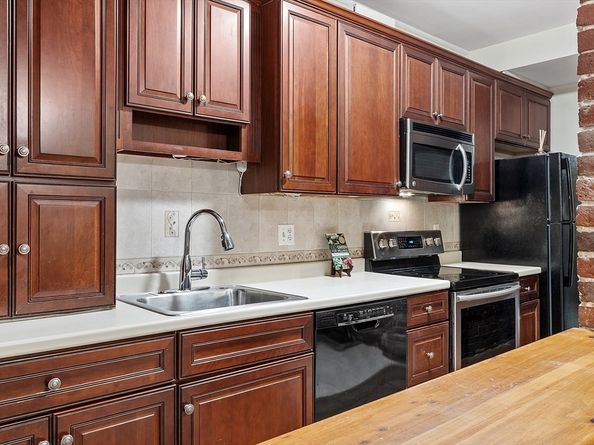 8 Summer Street 103, Gloucester MA 01930