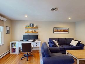 8 Merritt Rd, Hanover MA 02339