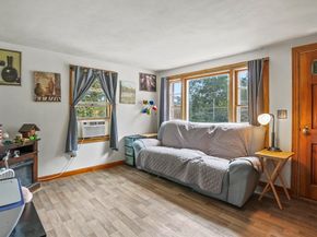 87 Senna Road, Fitchburg MA 01420