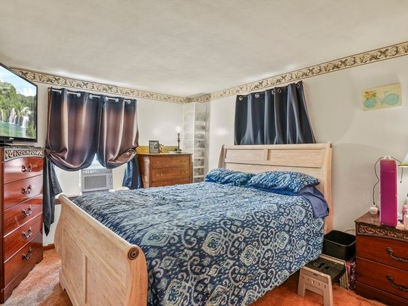 87 Senna Road, Fitchburg MA 01420