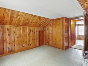 87 Senna Road, Fitchburg MA 01420
