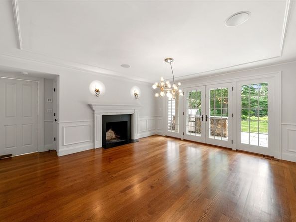 12 Winding River Circle, Wellesley MA 02482