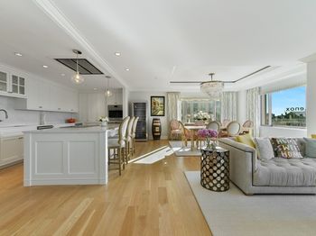 1 Huntington Avenue