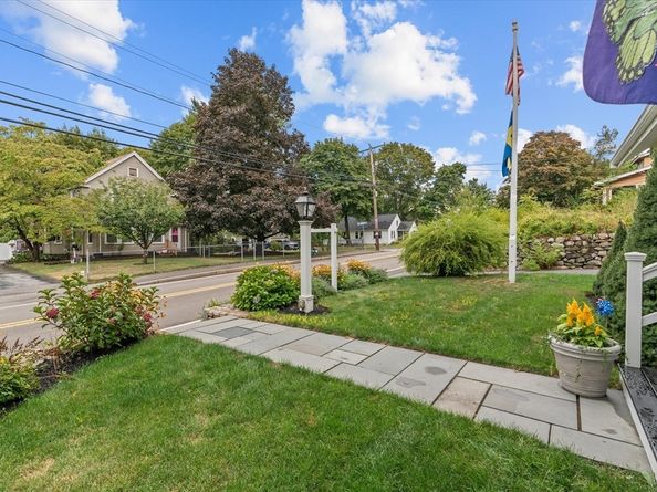 145 Beacon St, Framingham MA 01701