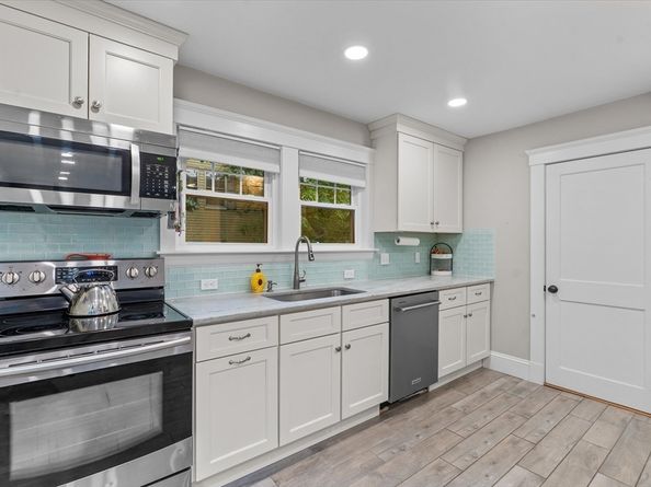 145 Beacon St, Framingham MA 01701