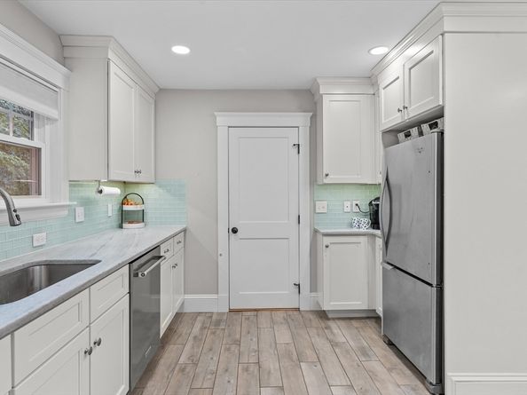 145 Beacon St, Framingham MA 01701