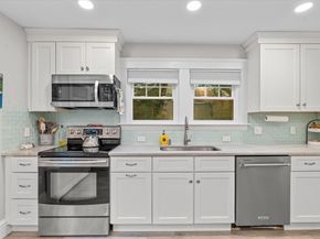 145 Beacon St, Framingham MA 01701