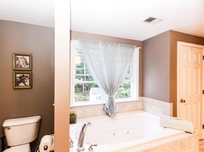 1 Haven Way, Hopedale MA 01747
