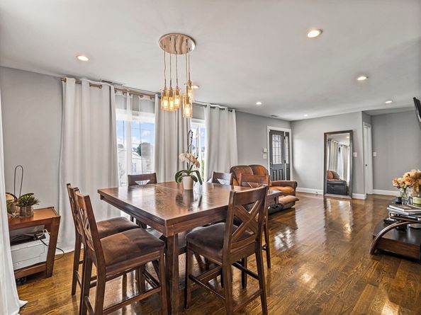 36 S Irving St, Revere MA 02151