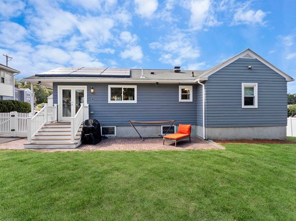 36 S Irving St, Revere MA 02151