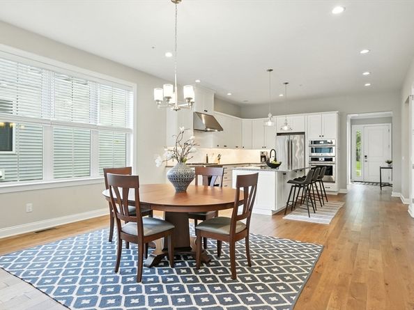 20 Lyons Lane 13, Boxborough MA 01719
