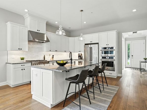 20 Lyons Lane 13, Boxborough MA 01719