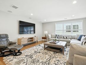 20 Lyons Lane 13, Boxborough MA 01719