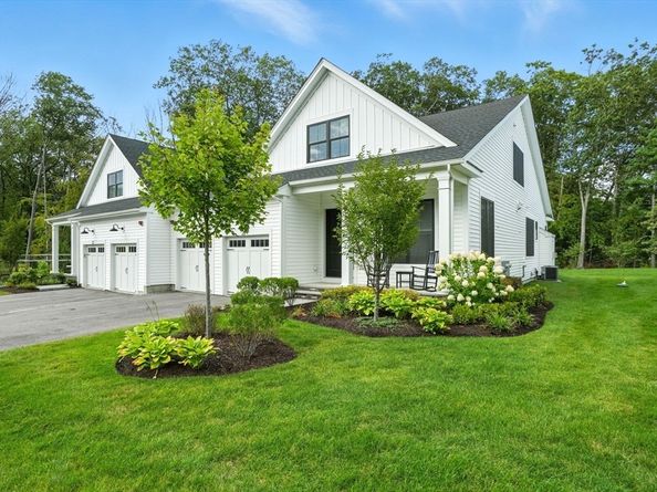 20 Lyons Lane 13, Boxborough MA 01719