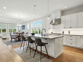 20 Lyons Lane 13, Boxborough MA 01719