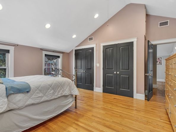 15 Edinboro Terrace, Newton MA 02460