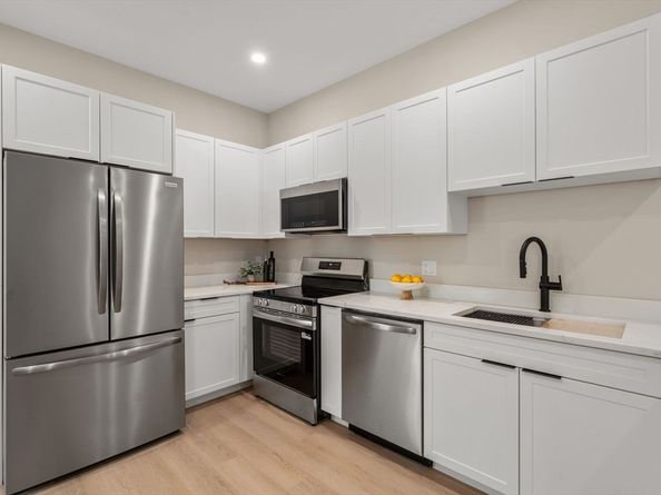 7 Cross St 304, Wilmington MA 01887