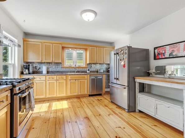 73 Eastern Avenue, Gloucester MA 01930