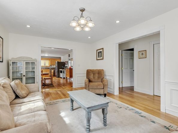 73 Eastern Avenue, Gloucester MA 01930