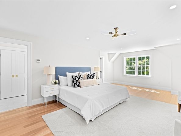 15 Turkey Hill Lane, Hingham MA 02043