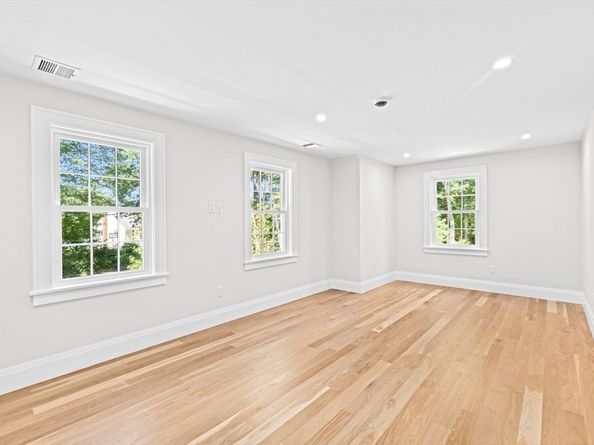 15 Turkey Hill Lane, Hingham MA 02043