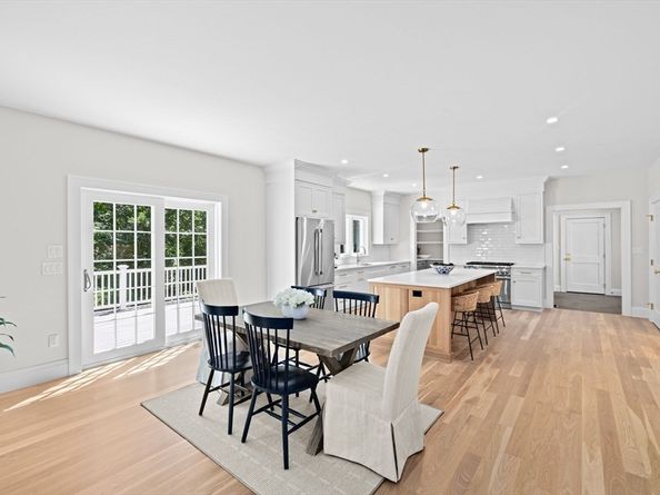 15 Turkey Hill Lane, Hingham MA 02043