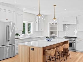15 Turkey Hill Lane, Hingham MA 02043