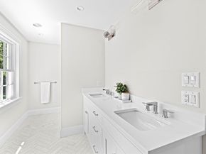 15 Turkey Hill Lane, Hingham MA 02043
