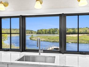 38 Old Shipyard Ln, Hanover MA 02339