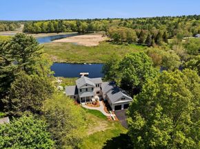 38 Old Shipyard Ln, Hanover MA 02339