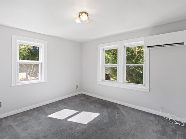 8 Fort Ln 8, Dedham MA 02026