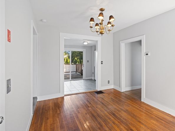 8 Fort Ln 8, Dedham MA 02026