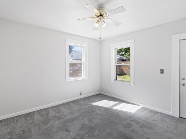 8 Fort Ln 8, Dedham MA 02026