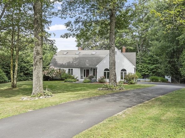 22 Kettle Hole Road, Bolton MA 01740