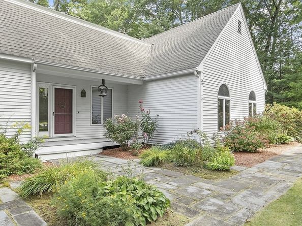 22 Kettle Hole Road, Bolton MA 01740