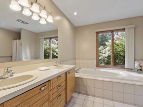22 Kettle Hole Road, Bolton MA 01740