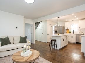 19 Hawthorne, Brockton MA 02301