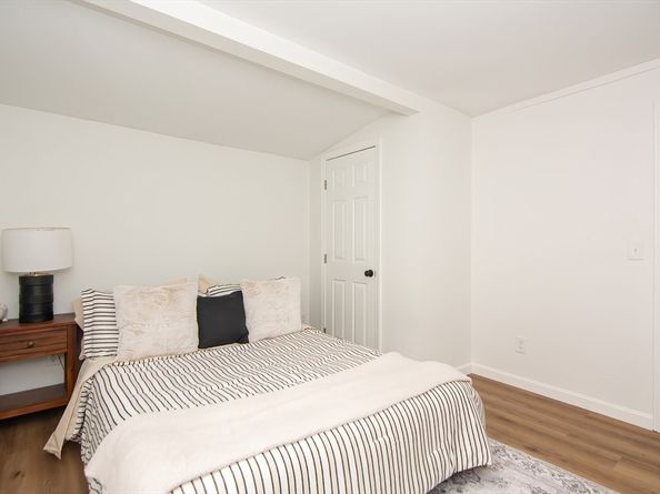 19 Hawthorne, Brockton MA 02301