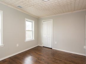 19 Hawthorne, Brockton MA 02301