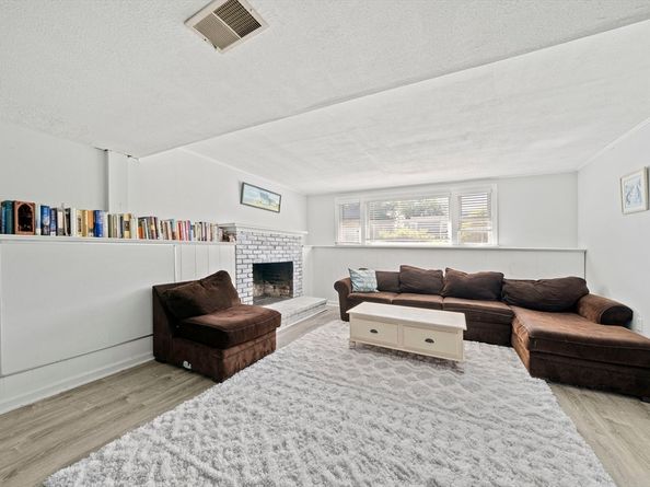 11 Liberty Road, Marshfield MA 02050
