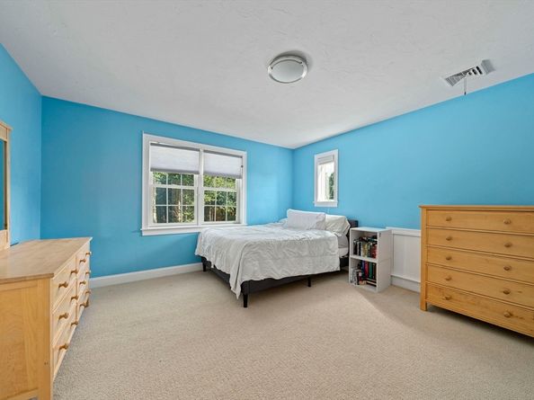 11 Liberty Road, Marshfield MA 02050