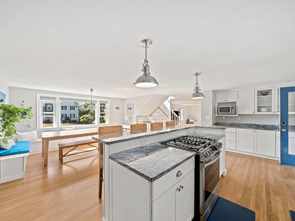 11 Liberty Road, Marshfield MA 02050