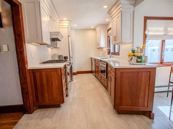 3 Norman Rd, Saugus MA 01906