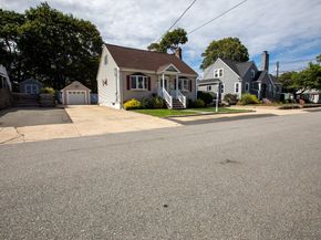 3 Norman Rd, Saugus MA 01906