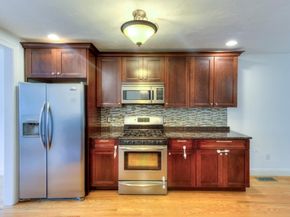 38 Johnson St 38, Worcester MA 01604