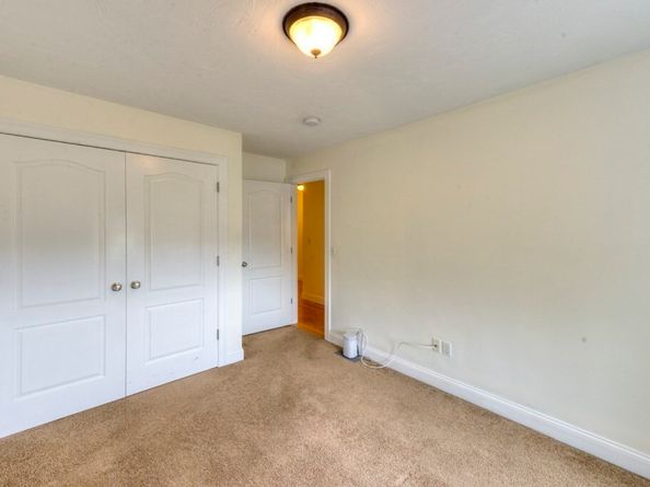 38 Johnson St 38, Worcester MA 01604