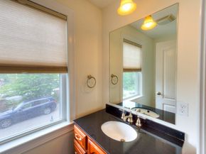 38 Johnson St 38, Worcester MA 01604