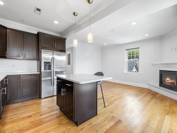 42 Vinton St 3, Boston MA 02127