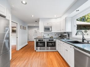 20 Olde Colony Dr, Shrewsbury MA 01545