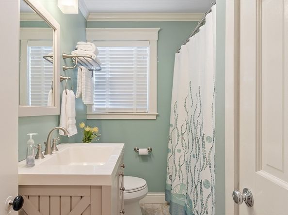 156 Hesperus Avenue 4, Gloucester MA 01930